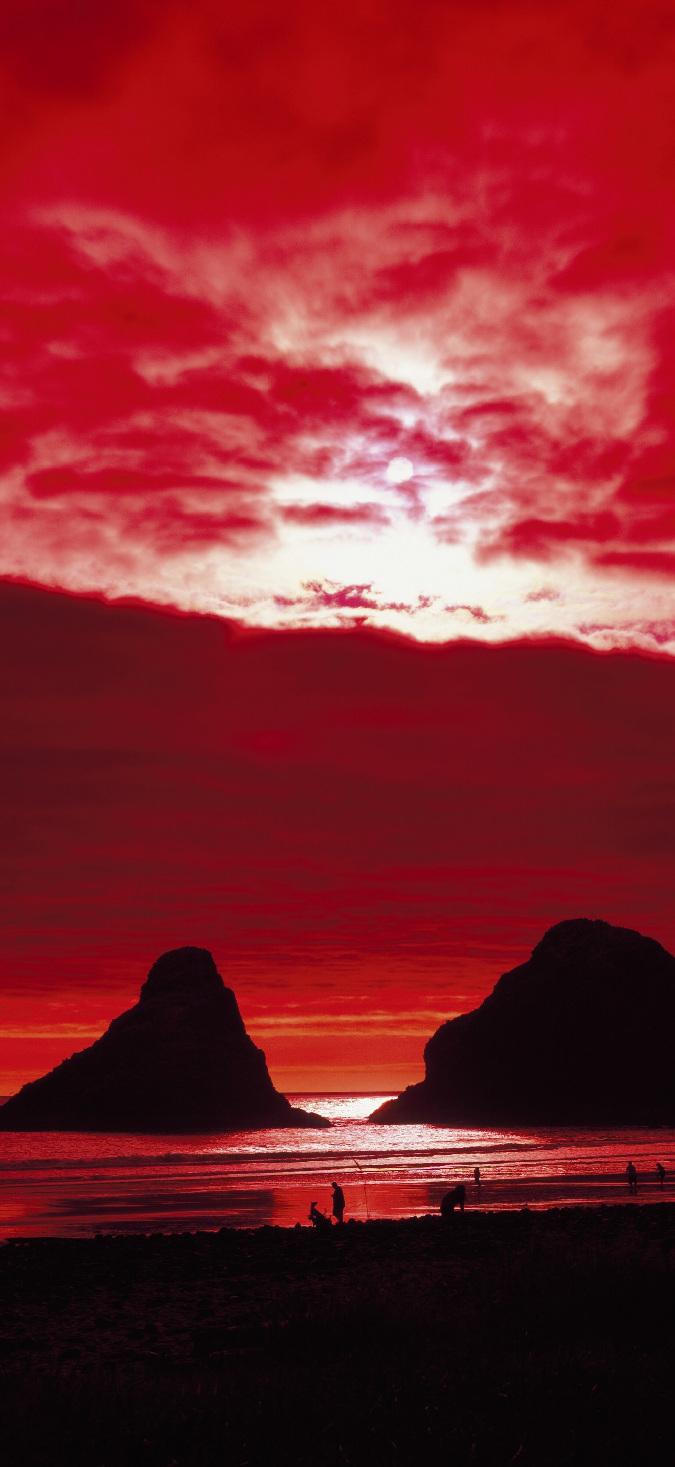 Sunset on the rocky Oregon coast
