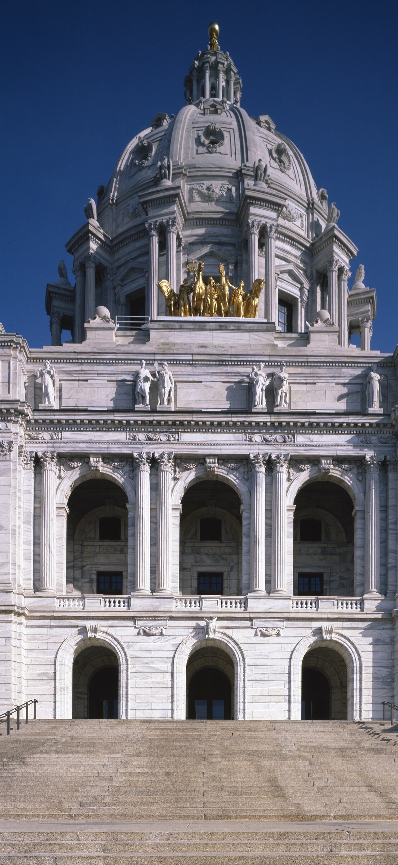 Majestic Capitol by architect Cass Gilbert, St. Paul, Minnesota