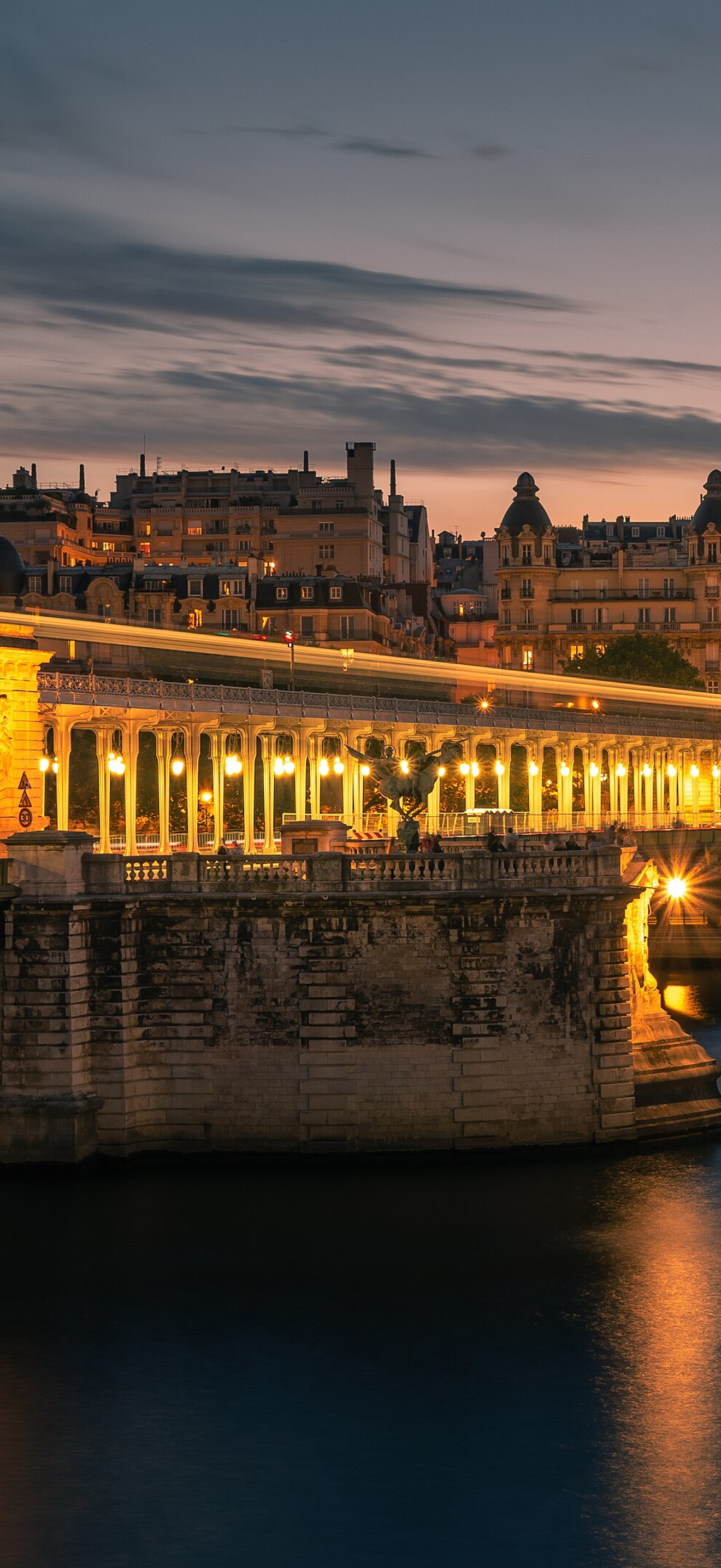 Bir-Hakeim bridge, Paris 24 June 2021