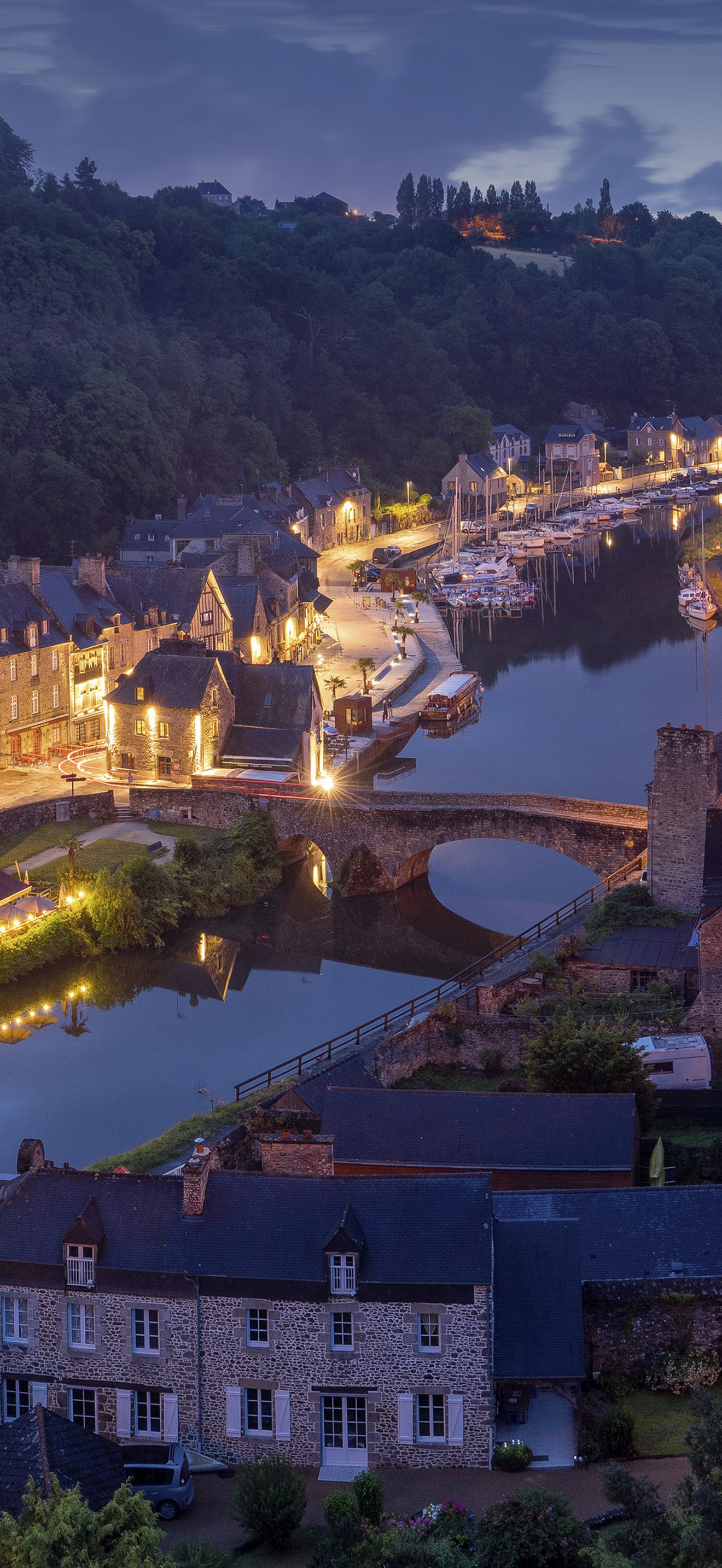Quaint river town (Unsplash)