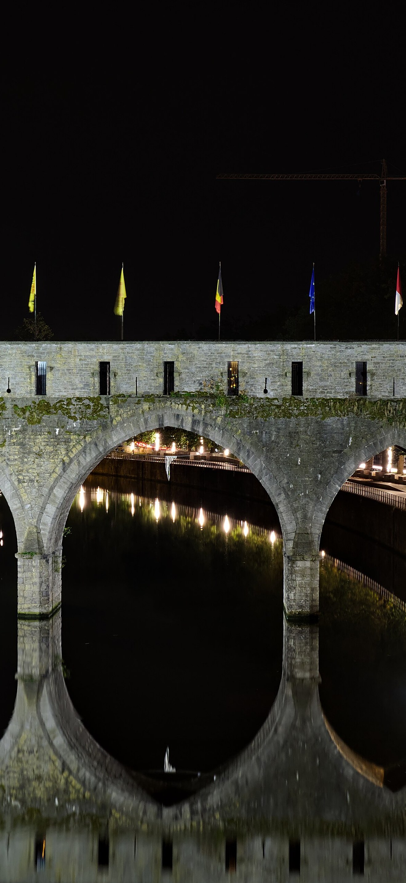Pont des Trous at night ()