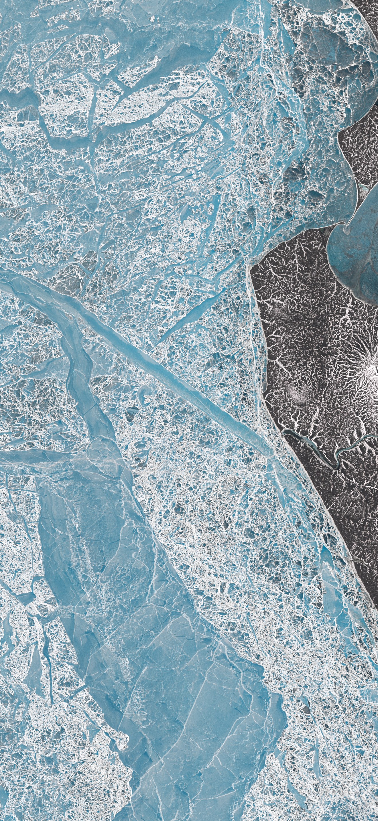 Icescapes of the Anzhu Islands