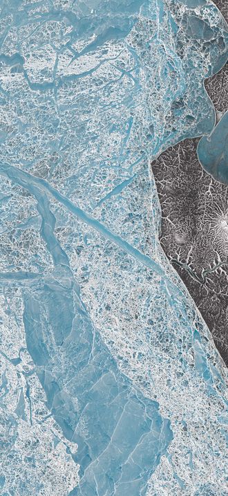 Icescapes of the Anzhu Islands