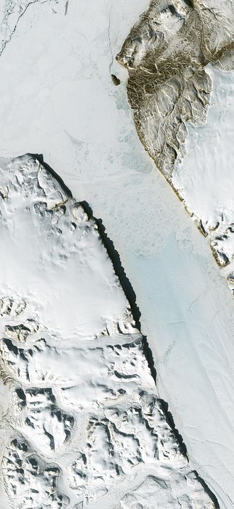 Petermannglacier oli 2023134 lrg