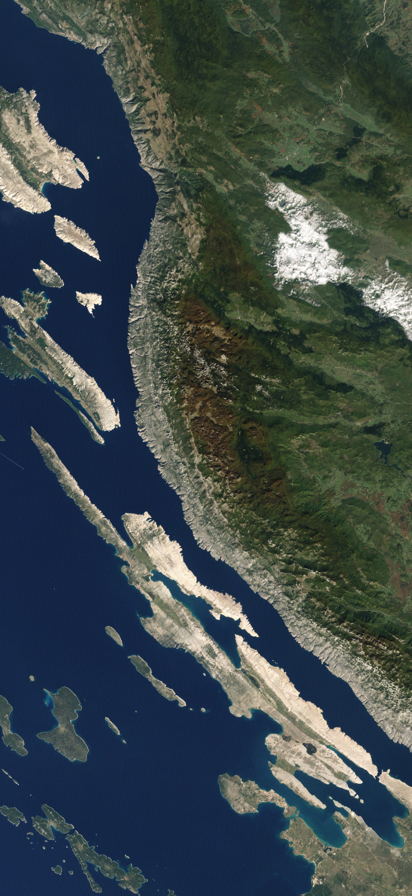 Islands off the Croatian Coast (cropped to Velebitski kanal)