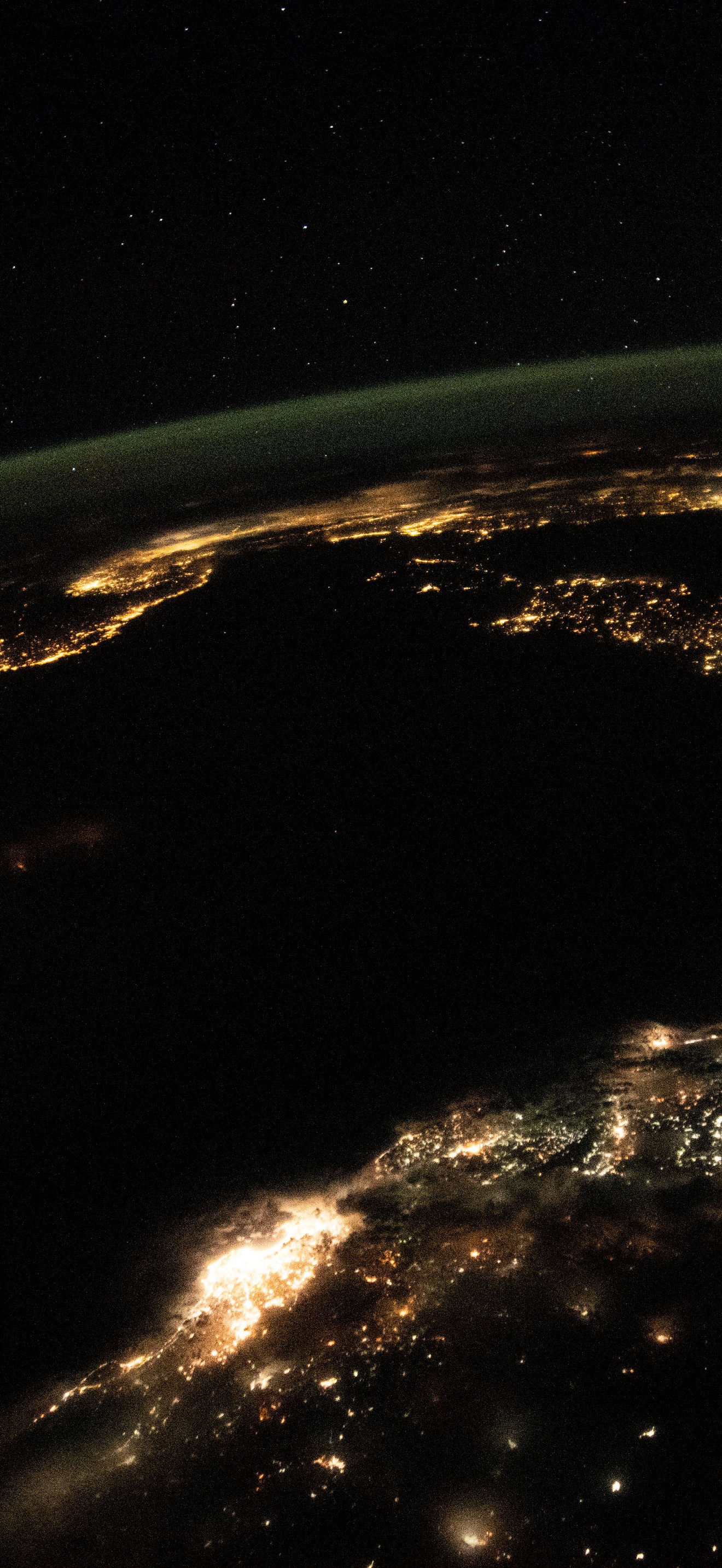 iss067e302248