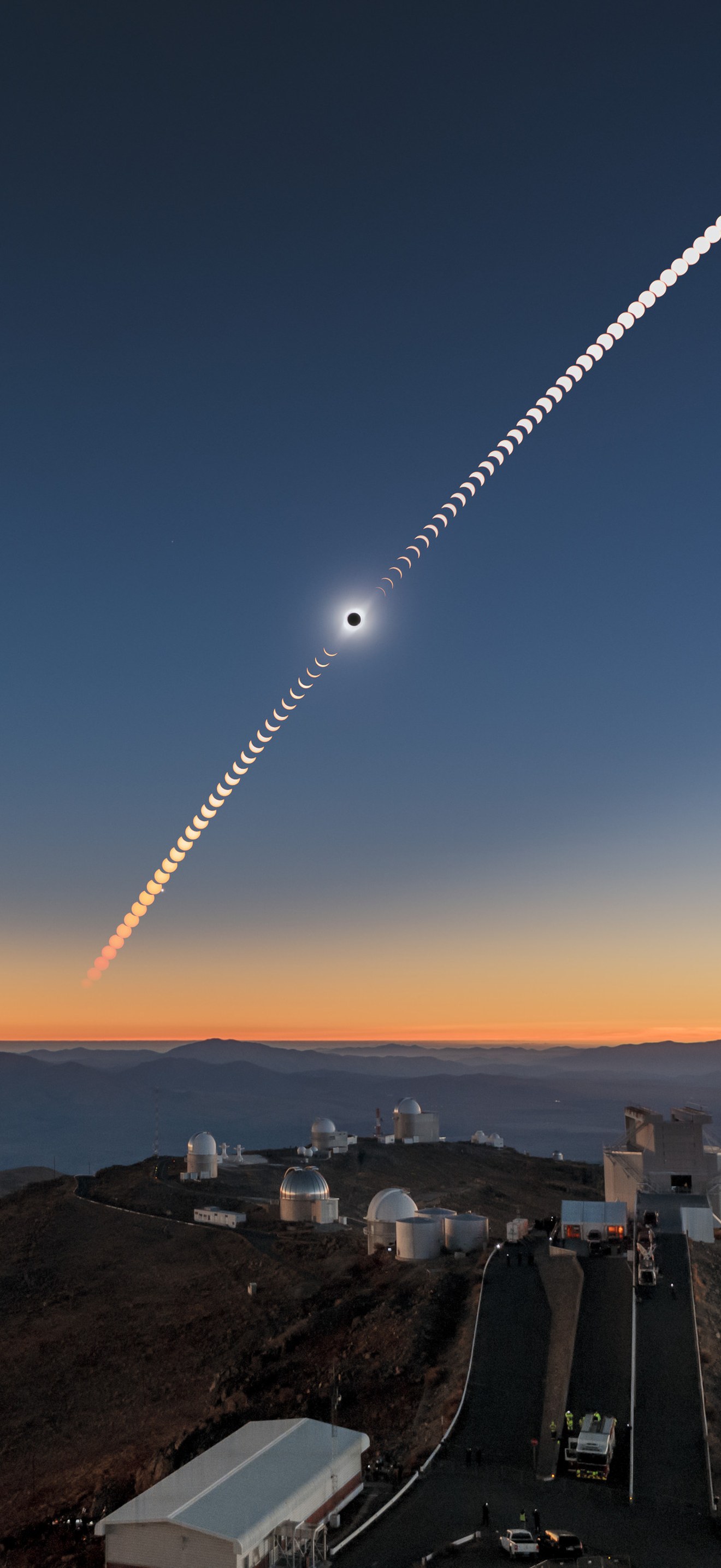 Total solar eclipse, La Silla Observatory, 2019
