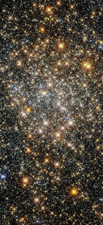 On Clusters and Constellations