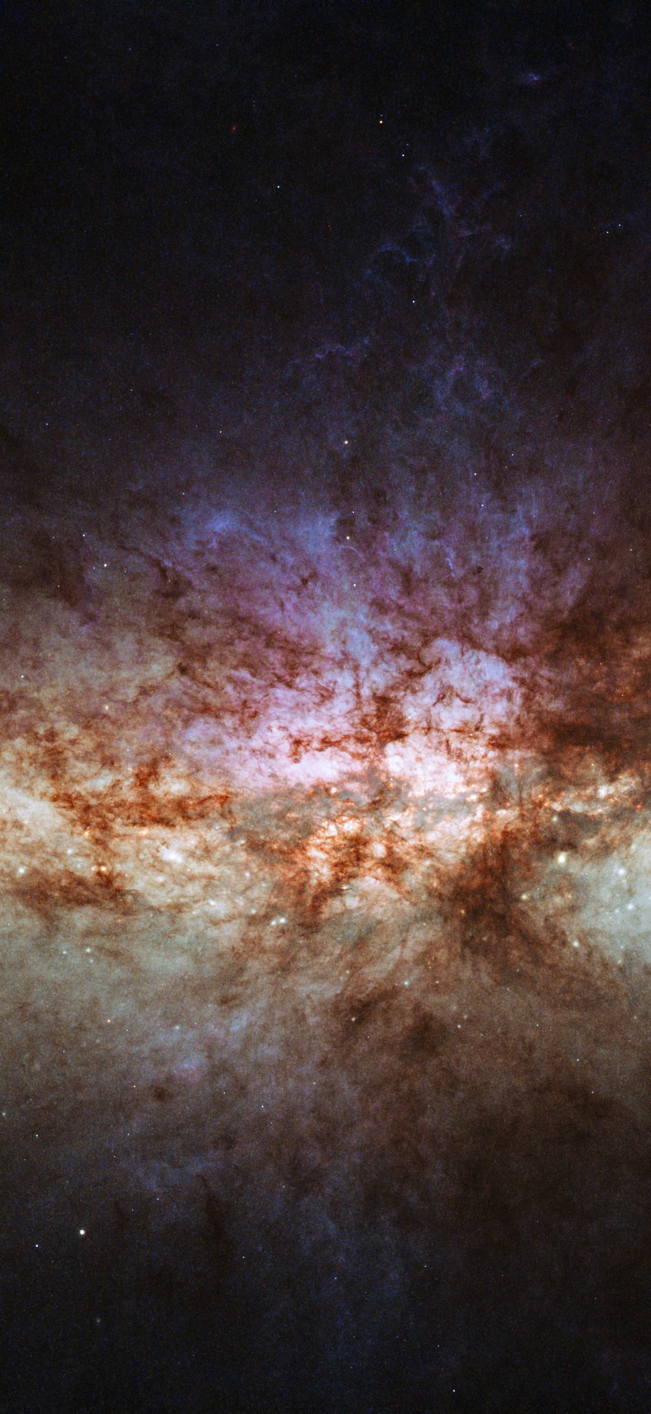 Smoke without fire: a different view of the cigar galaxy