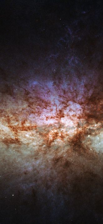 Smoke without fire: a different view of the cigar galaxy