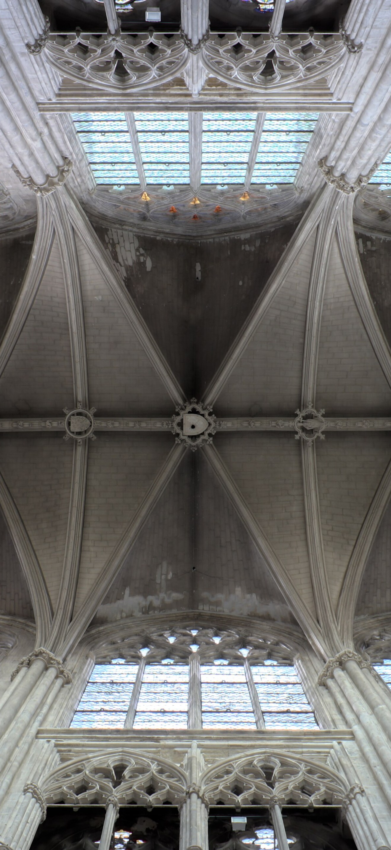 Tours - Cathédrale Saint-Gatien - voûtes de la nef