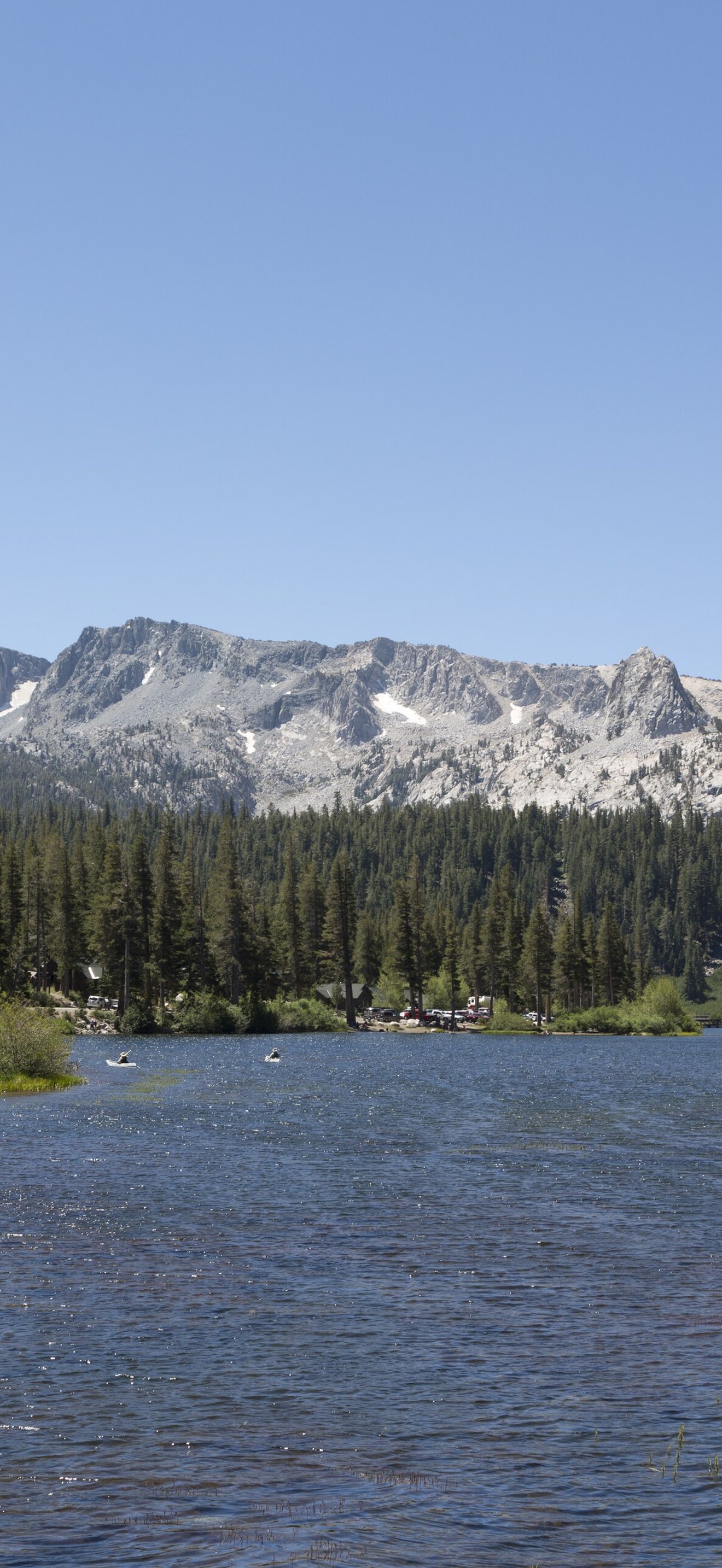 Twin Lakes in the Inyo National Forest near Mammoth Lakes, California