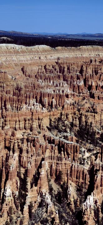 Procession of 'hoodoo' formations in Bryce Canyon National Park in Utah