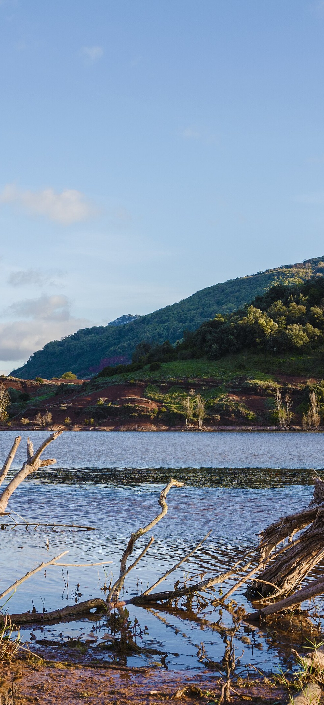 La Roque, Salagou Lake 01