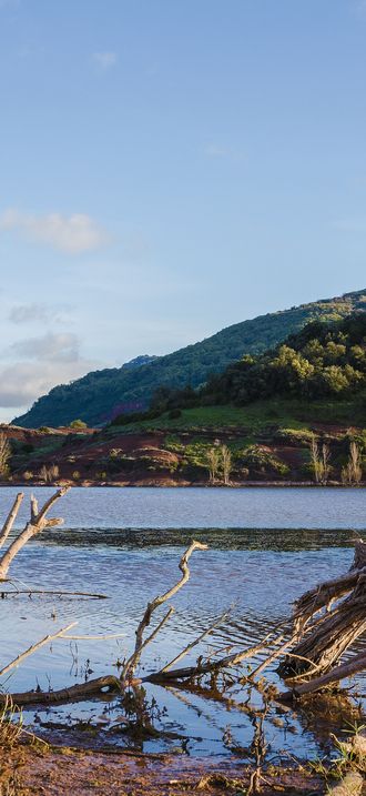 La Roque, Salagou Lake 01