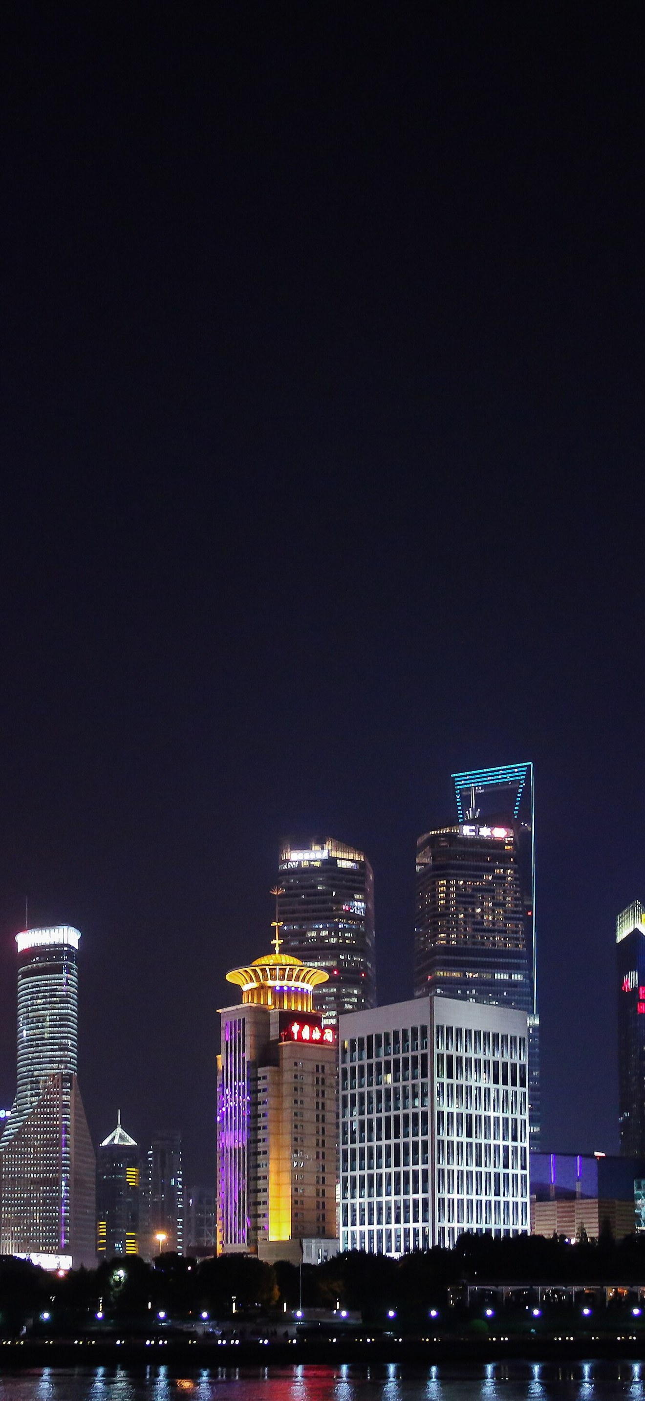 Skyline von Pudong bei Nacht