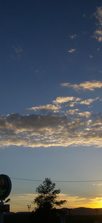 Sunset clouds, Ballandean Tavern IMGP8087