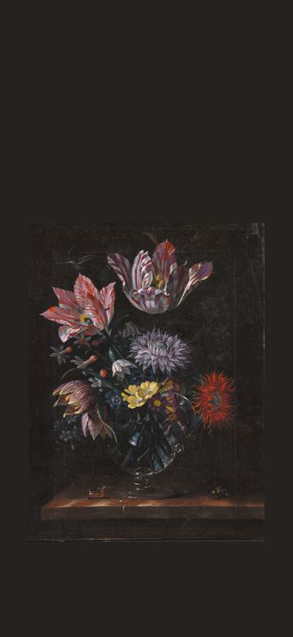 En glasvase med blomster